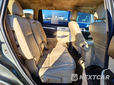 Zdjęcie 11 z 13 samochodu: 2018 TOYOTA HIGHLANDER XLE VIN:5TDJZRFH3JS869721 - miniatura
