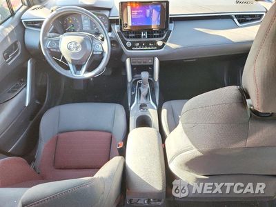 Zdjęcie 8 z 12 samochodu: 2024 TOYOTA COROLLA CROSS HYBRID NIGHTSHADE VIN:7MUFBABG7RV038071 - miniatura