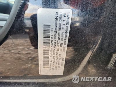Zdjęcie 12 z 12 samochodu: 2011 VOLKSWAGEN JETTA SE VIN:3VWDX7AJ5BM342442 - miniatura