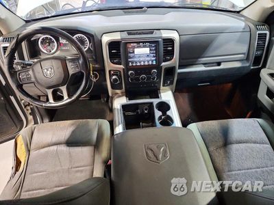 Zdjęcie 8 z 12 samochodu: 2015 RAM 1500 SLT VIN:1C6RR6LT2FS561794 - miniatura