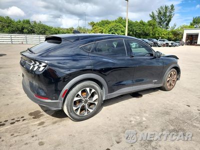 Trzecie zdjęcie samochodu z tyłu: 2024 FORD MUSTANG MACH-E SELECT VIN:3FMTK1R43RMA38444 - miniatura