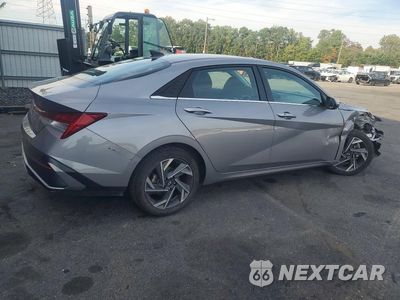 Trzecie zdjęcie samochodu z tyłu: 2025 HYUNDAI ELANTRA SEL VIN:KMHLS4DG8SU934176 - miniatura