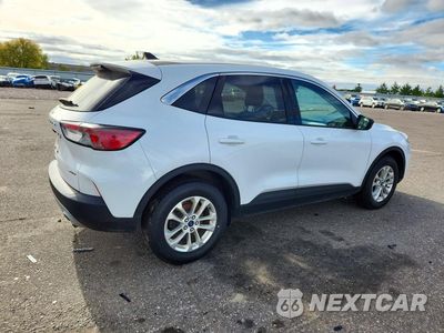 Trzecie zdjęcie samochodu z tyłu: 2022 FORD ESCAPE SE VIN:1FMCU9G61NUA66231 - miniatura
