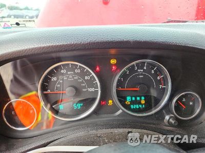 Zdjęcie 9 z 12 samochodu: 2011 JEEP WRANGLER SPORT VIN:1J4AA2D12BL631571 - miniatura