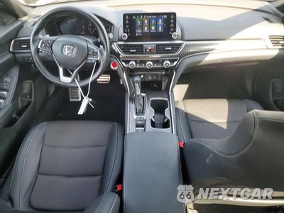 Zdjęcie 8 z 12 samochodu: 2022 HONDA ACCORD SPORT VIN:1HGCV1F32NA110069 - miniatura