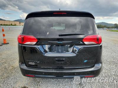 Zdjęcie 6 z 13 samochodu: 2020 CHRYSLER PACIFICA HYBRID LIMITED VIN:2C4RC1N70LR277865 - miniatura