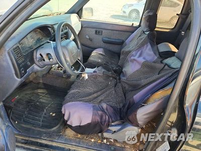 Zdjęcie 7 z 12 samochodu: 1998 TOYOTA TACOMA V6 VIN:4TAVN52N3WZ172729 - miniatura