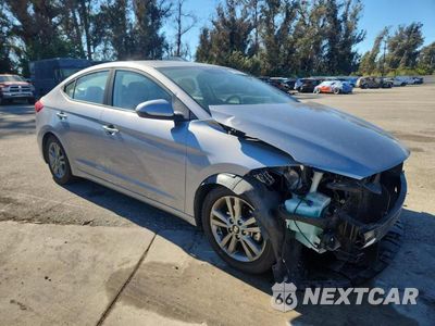 Czwarte zdjęcie samochodu z boku: 2017 HYUNDAI ELANTRA VALUE EDITION VIN:5NPD84LF1HH141627 - miniatura
