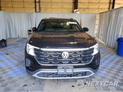 Piąte zdjęcie samochodu w środku: 2025 VOLKSWAGEN ATLAS CROSS SPORT SE VIN:1V2WE2CA5SC206314 - miniatura