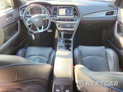 Zdjęcie 8 z 12 samochodu: 2018 HYUNDAI SONATA LIMITED 2.0T VIN:5NPE34AB4JH615613 - miniatura