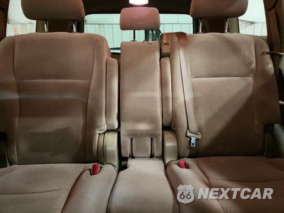 Zdjęcie 10 z 13 samochodu: 2008 TOYOTA HIGHLANDER BASE VIN:JTEES41A382016932 - miniatura