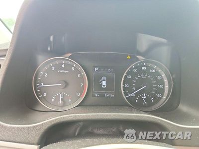 Zdjęcie 9 z 13 samochodu: 2018 HYUNDAI ELANTRA SEL VIN:5NPD84LF0JH362402 - miniatura