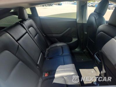 Zdjęcie 10 z 12 samochodu: 2021 TESLA MODEL Y VIN:5YJYGDEE1MF265723 - miniatura