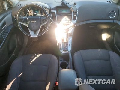 Zdjęcie 8 z 12 samochodu: 2014 CHEVROLET CRUZE LT VIN:1G1PC5SB9E7427444 - miniatura