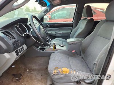 Zdjęcie 7 z 12 samochodu: 2009 TOYOTA TACOMA DOUBLE CAB VIN:3TMLU42N29M029463 - miniatura