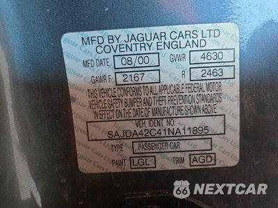 Zdjęcie 12 z 12 samochodu: 2001 JAGUAR XK8 VIN:SAJDA42C41NA11895 - miniatura