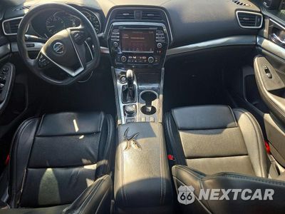 Zdjęcie 8 z 12 samochodu: 2019 NISSAN MAXIMA 3.5 SL VIN:1N4AA6AV2KC362580 - miniatura