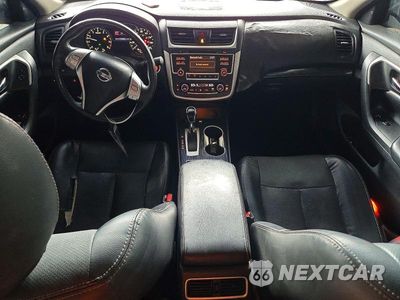 Zdjęcie 8 z 12 samochodu: 2016 NISSAN ALTIMA 2.5 SL VIN:1N4AL3AP8GC226004 - miniatura