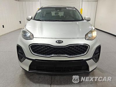 Piąte zdjęcie samochodu w środku: 2021 KIA SPORTAGE LX VIN:KNDPM3AC3M7916004 - miniatura