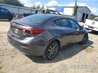 Trzecie zdjęcie samochodu z tyłu: 2018 MAZDA 3 TOURING VIN:3MZBN1V36JM235632 - miniatura