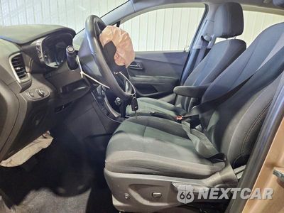 Zdjęcie 7 z 13 samochodu: 2018 CHEVROLET TRAX LS VIN:3GNCJNSB2JL198601 - miniatura