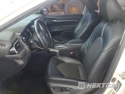 Zdjęcie 7 z 12 samochodu: 2019 TOYOTA CAMRY SE VIN:4T1B11HK7KU772147 - miniatura