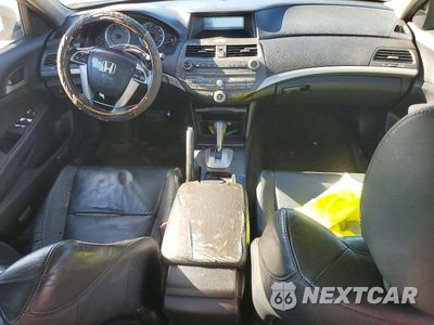 Zdjęcie 8 z 12 samochodu: 2011 HONDA ACCORD SE VIN:1HGCP2F64BA067277 - miniatura