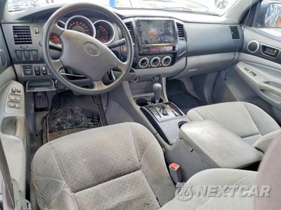 Zdjęcie 8 z 12 samochodu: 2006 TOYOTA TACOMA DOUBLE CAB PRERUNNER LONG BED VIN:3TMKU72N76M008519 - miniatura
