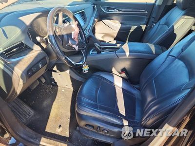 Zdjęcie 7 z 13 samochodu: 2018 BUICK ENCLAVE ESSENCE VIN:5GAERBKW7JJ156459 - miniatura