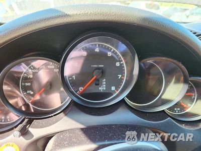 Zdjęcie 9 z 14 samochodu: 2016 PORSCHE CAYENNE VIN:WP1AA2A25GLA09507 - miniatura