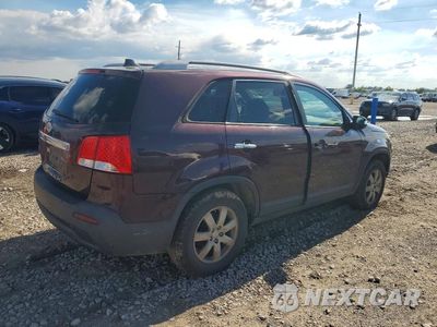 Trzecie zdjęcie samochodu z tyłu: 2011 KIA SORENTO LX VIN:5XYKT3A13BG181682 - miniatura