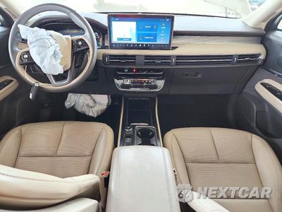 Zdjęcie 8 z 12 samochodu: 2023 LINCOLN CORSAIR VIN:5LMCJ1CA1PUL01005 - miniatura