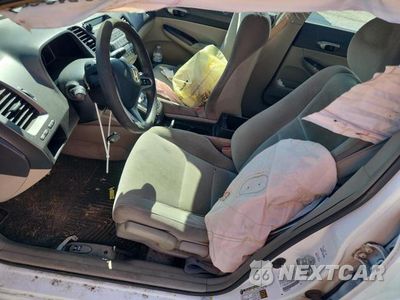 Zdjęcie 7 z 12 samochodu: 2010 HONDA CIVIC LX VIN:2HGFA1F50AH584706 - miniatura