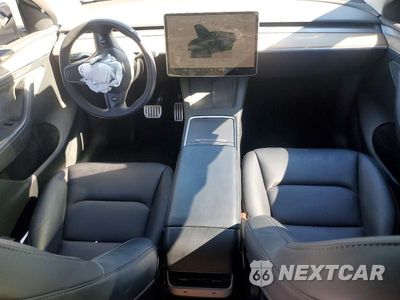 Zdjęcie 8 z 12 samochodu: 2024 TESLA MODEL Y VIN:7SAYGDEF7RF059325 - miniatura
