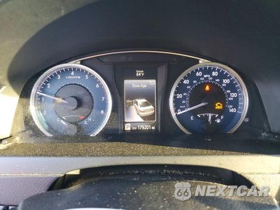 Zdjęcie 9 z 12 samochodu: 2016 TOYOTA CAMRY LE VIN:4T4BF1FK1GR572611 - miniatura