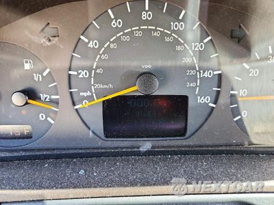 Zdjęcie 9 z 12 samochodu: 2001 MERCEDES-BENZ E 320 VIN:WDBJF65JX1B199179 - miniatura