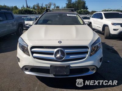 Piąte zdjęcie samochodu w środku: 2015 MERCEDES-BENZ GLA 250 VIN:WDCTG4EB7FJ164515 - miniatura
