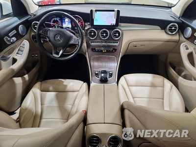 Zdjęcie 8 z 13 samochodu: 2019 MERCEDES-BENZ GLC 350E VIN:WDC0G5EB1KF612818 - miniatura
