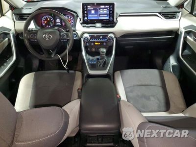 Zdjęcie 8 z 14 samochodu: 2019 TOYOTA RAV4 XLE VIN:JTMP1RFV5KD017567 - miniatura
