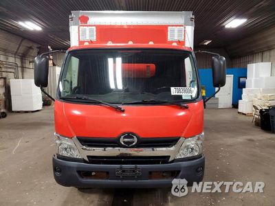 Piąte zdjęcie samochodu w środku: 2017 HINO 195 BOX TRUCK VIN:JHHSDM2H3HK005942 - miniatura