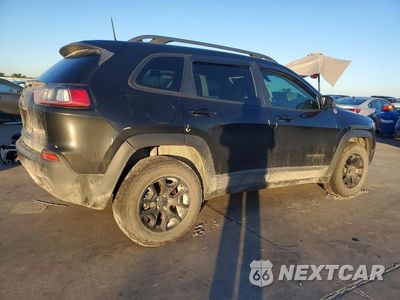 Trzecie zdjęcie samochodu z tyłu: 2019 JEEP CHEROKEE TRAILHAWK VIN:1C4PJMBX4KD136026 - miniatura