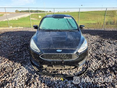 Piąte zdjęcie samochodu w środku: 2015 FORD FOCUS SE VIN:1FADP3F28FL203948 - miniatura