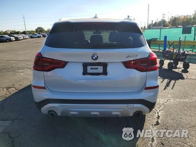 Zdjęcie 6 z 12 samochodu: 2018 BMW X3 XDRIVE30I VIN:5UXTR9C55JLC81129 - miniatura