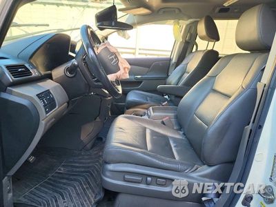 Zdjęcie 7 z 13 samochodu: 2016 HONDA ODDESEY VIN:5FNRL5H69GB072069 - miniatura