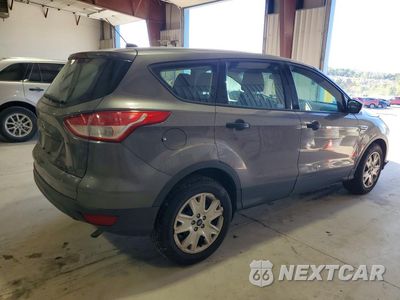 Trzecie zdjęcie samochodu z tyłu: 2013 FORD ESCAPE S VIN:1FMCU0F7XDUD74941 - miniatura