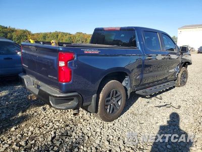 Trzecie zdjęcie samochodu z tyłu: 2019 CHEVROLET SILVERADO K1500 TRAIL BOSS CUSTOM VIN:1GCPYCEH0KZ400761 - miniatura