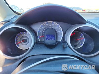 Zdjęcie 9 z 12 samochodu: 2010 HONDA FIT SPORT VIN:JHMGE8H44AC030431 - miniatura
