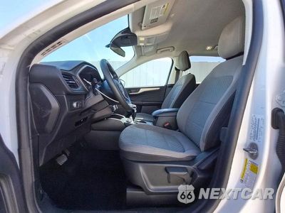 Zdjęcie 7 z 14 samochodu: 2022 FORD ESCAPE SE VIN:1FMCU9G68NUA60572 - miniatura