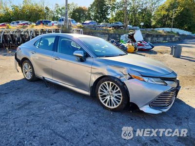 Czwarte zdjęcie samochodu z boku: 2020 TOYOTA CAMRY XLE VIN:4T1F11AK8LU393722 - miniatura