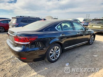Trzecie zdjęcie samochodu z tyłu: 2016 LEXUS LS 460 VIN:JTHCL5EF3G5026537 - miniatura